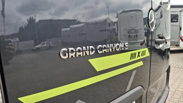 Fahrzeugbild Hymer Grand Canyon S CrossOver 600 #8