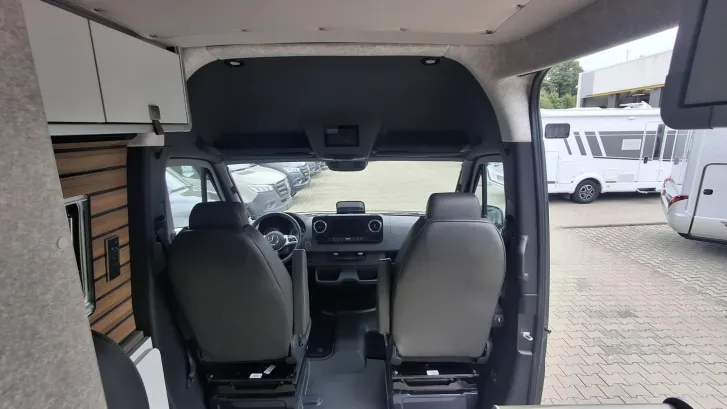 Fahrzeugbild Hymer Grand Canyon S CrossOver 600 #36