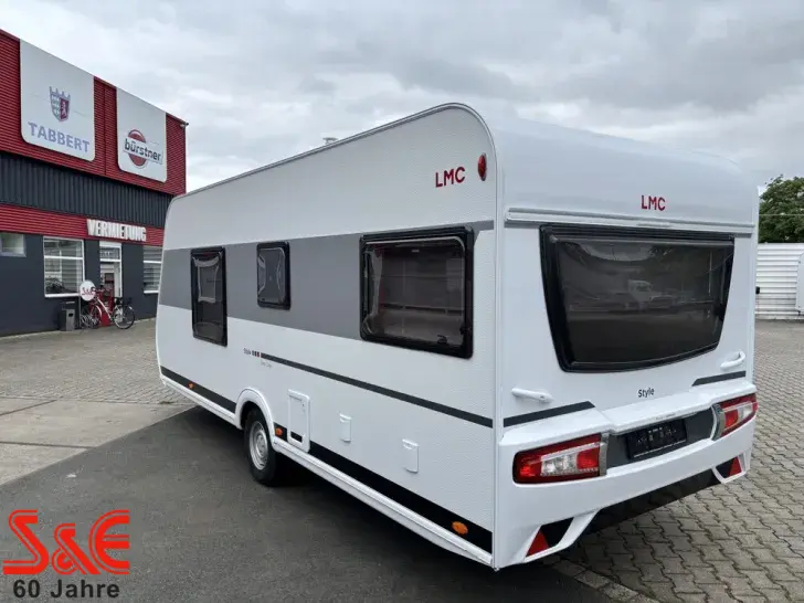 Fahrzeugbild LMC Style 450 D #4