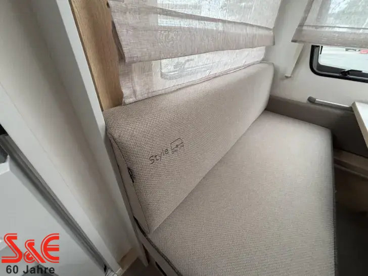 Fahrzeugbild LMC Style 450 D #18