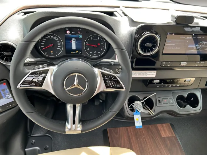 Fahrzeugbild Carthago chic e-line I 50 LE DA #8