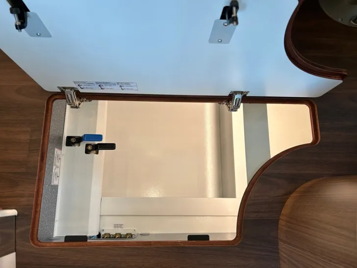 Fahrzeugbild Carthago chic e-line I 50 LE DA #22
