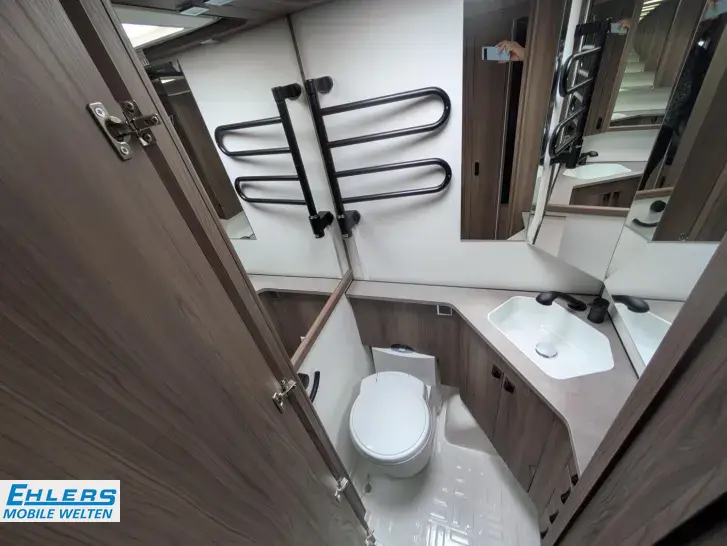 Fahrzeugbild Kabe Royal 560 GLE 2000kg/City-Wasseranschluss/Dunstabzugshaube/Antischlingerkupplung #13