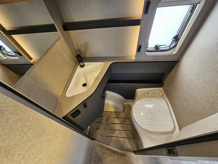 Fahrzeugbild Hymer Eriba Feeling 442 UVP: 40.015,-/5.115,- Sparen! #4