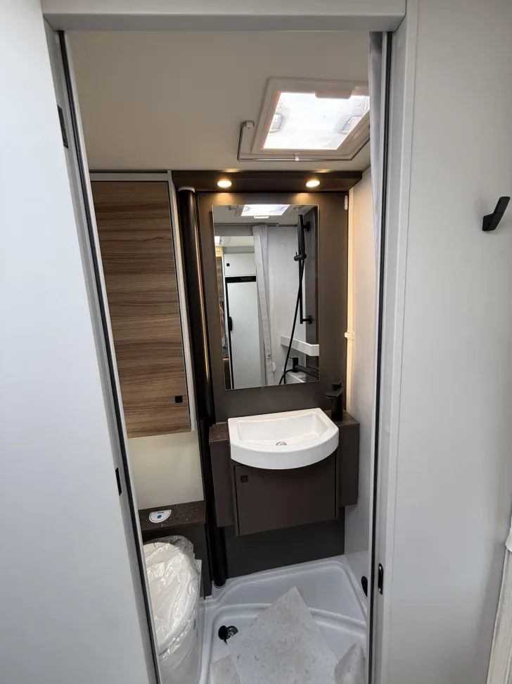 Fahrzeugbild Bürstner B66 TD 690 #11