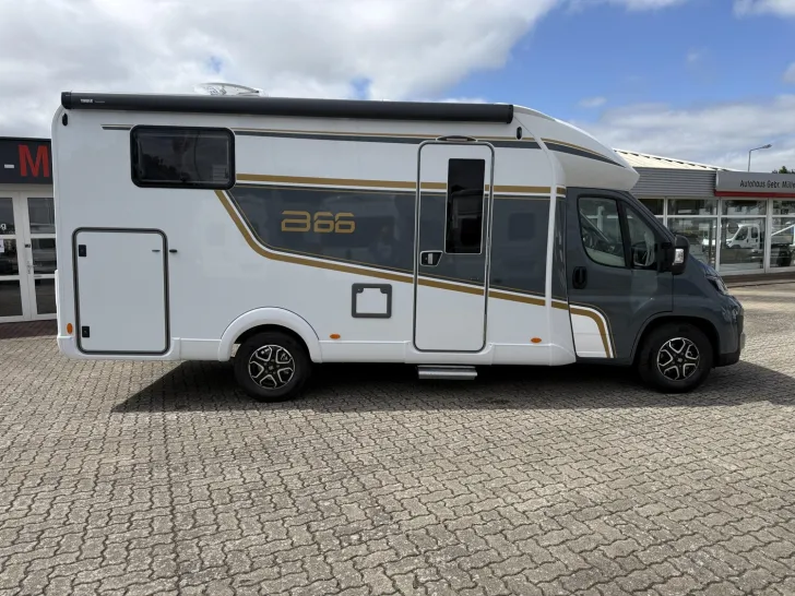 Fahrzeugbild Bürstner B66 TD 690 #24