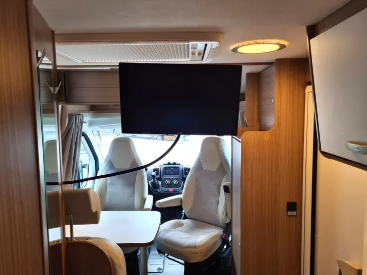 Fahrzeugbild Carado Europa V 132 *SAT + LTE*Solar*Lithium*WR* #28