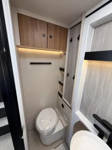 Fahrzeugbild Bürstner Signature SFT 7.1 #12