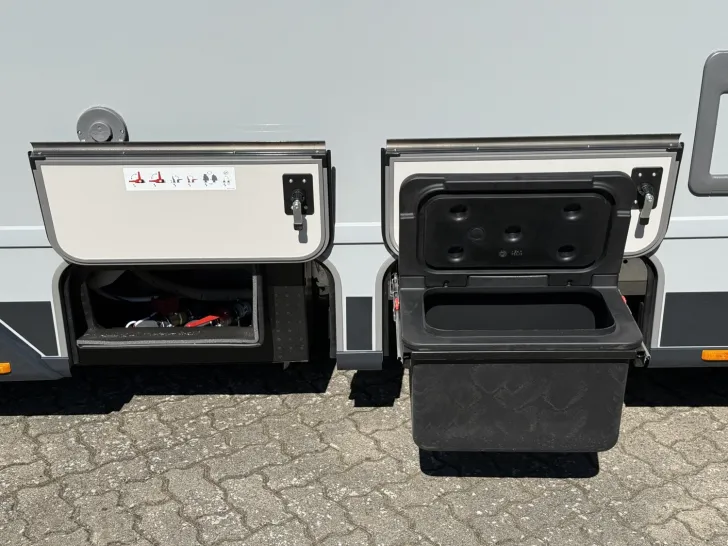 Fahrzeugbild Bürstner Signature SFT 7.1 #20
