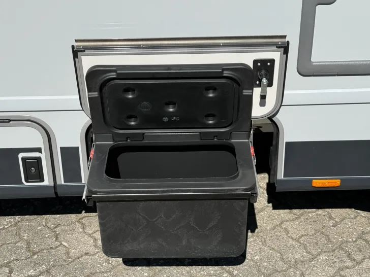 Fahrzeugbild Bürstner Signature SFT 7.1 #21
