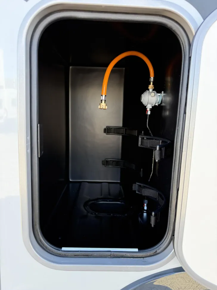 Fahrzeugbild Bürstner Signature SFT 7.1 #25