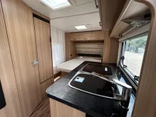 Fahrzeugbild LMC Style 450 D #9