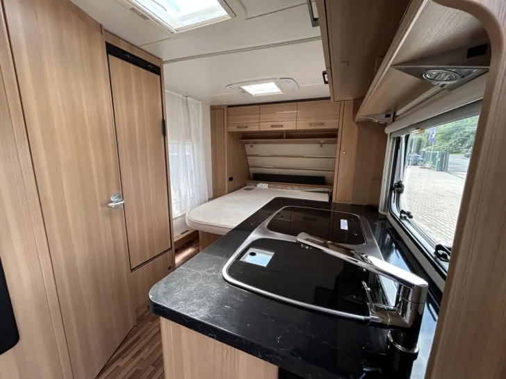 Fahrzeugbild LMC Style 450 D #9