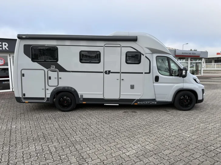 Fahrzeugbild Bürstner Signature SFT 7.1 #30