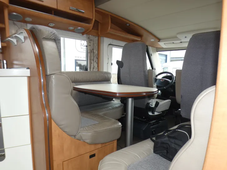 Fahrzeugbild Carthago chic c-line 5.5 XL LE 1.Hand Einzelbetten #6