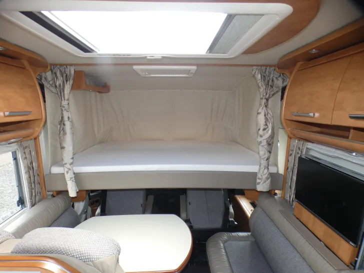 Fahrzeugbild Carthago chic c-line 5.5 XL LE 1.Hand Einzelbetten #9
