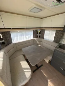 Fahrzeugbild Hobby De Luxe 460 UFe InterCaravaning 1500 kg / Mover / Markise / ETS #8