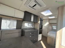 Fahrzeugbild Hobby De Luxe 460 UFe InterCaravaning 1500 kg / Mover / Markise / ETS #9