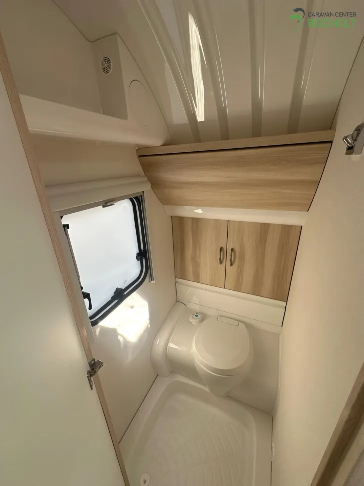 Fahrzeugbild Hobby De Luxe 460 UFe InterCaravaning 1500 kg / Mover / Markise / ETS #14
