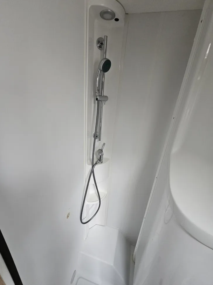 Fahrzeugbild Adria Matrix ALL-IN 600 SL ZusatzLuftfederHA|L-Dinette #12