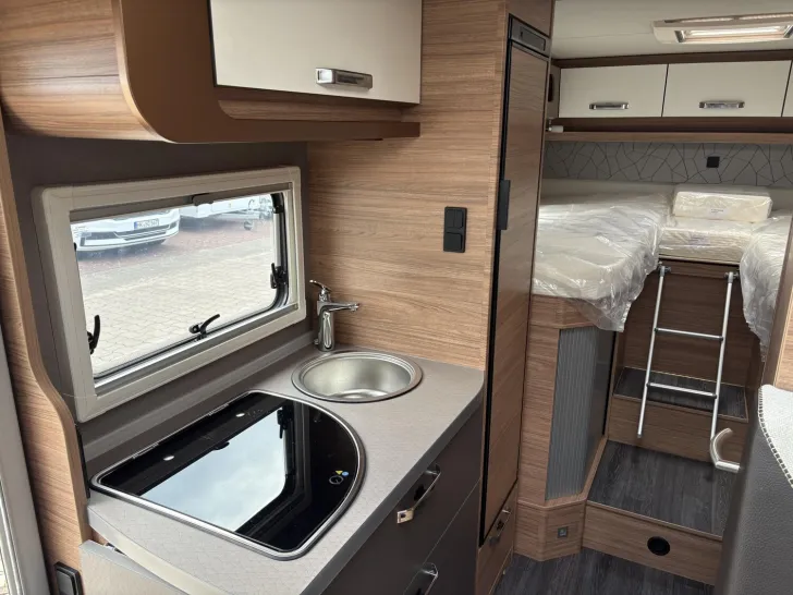 Fahrzeugbild Weinsberg CaraCompact MB EDITION PEPPER 640 MEG #10