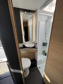 Fahrzeugbild Adria Coral XL ALL-IN 660 SL Einzellbetten + Alkoven! #16