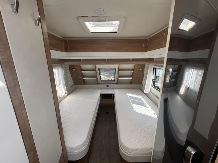 Fahrzeugbild Hobby De Luxe 495 UL Klimaanlage; Mover; IC-Line!!! #5