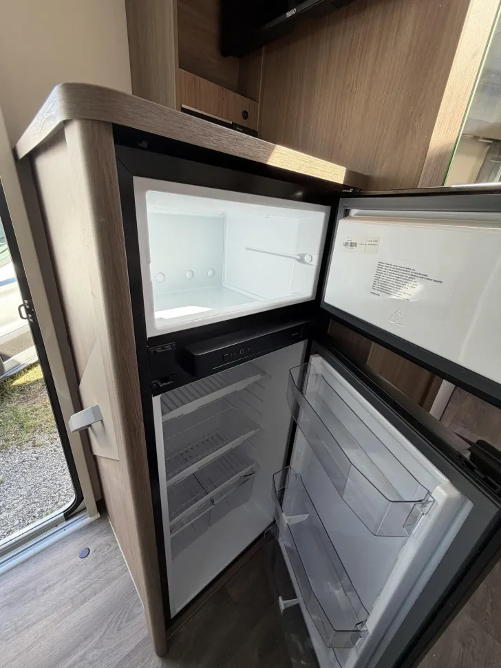 Fahrzeugbild Carado Edition25 T Ford 338 165 PS, gute Ausstattung #16