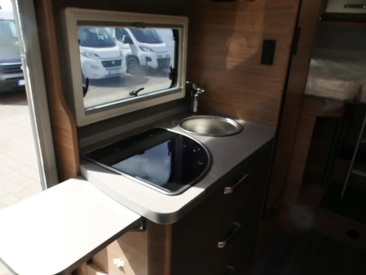 Fahrzeugbild Weinsberg CaraCompact MB EDITION PEPPER 640 MEG #11