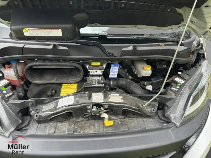 Fahrzeugbild Knaus BoxLife PRO 600 LIFETIME mit Längsbetten und AHK #17