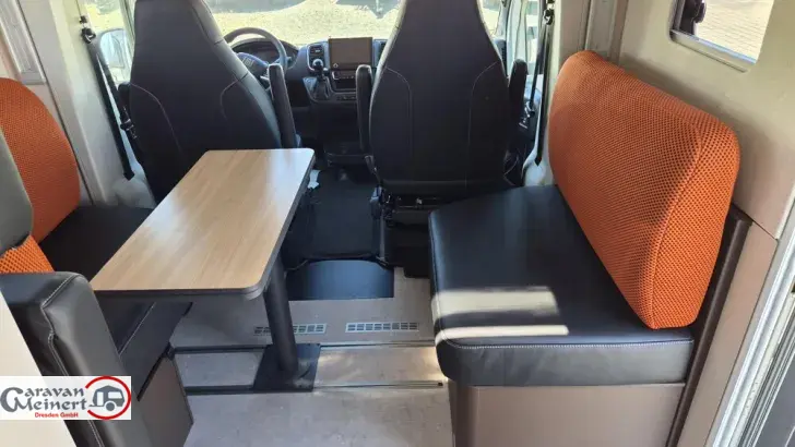Fahrzeugbild Bürstner Signature SFT 7.1 #11