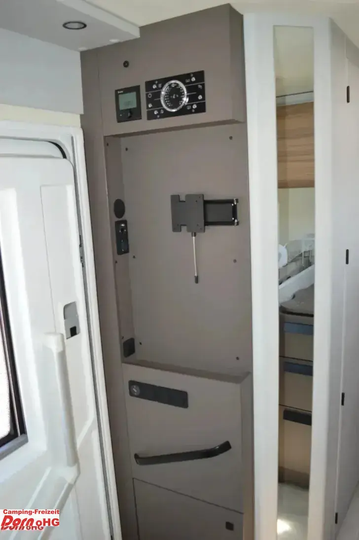 Fahrzeugbild Bürstner B66 690 TD #15