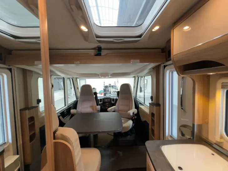 Fahrzeugbild Hymer Exsis I 504/1.Hand/Festbett+Hubbett/FINANZIERUNG #9