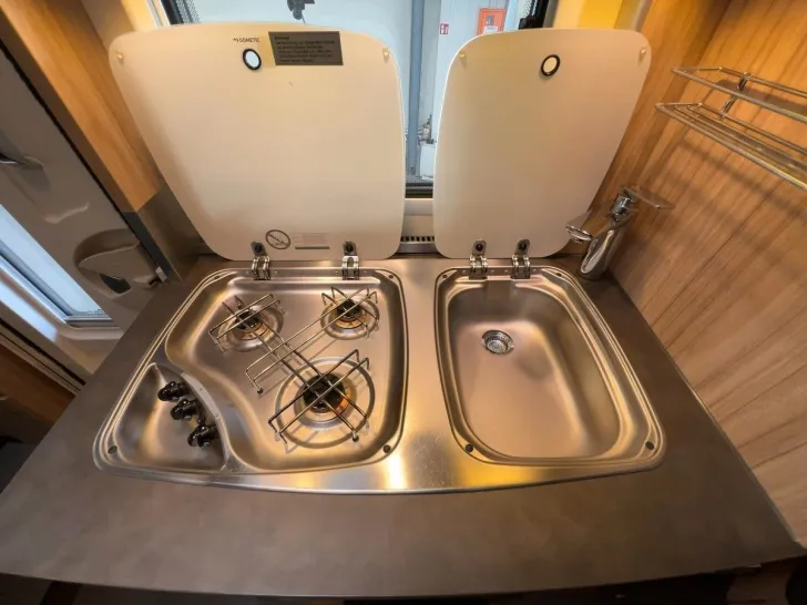 Fahrzeugbild Hymer Exsis I 504/1.Hand/Festbett+Hubbett/FINANZIERUNG #14