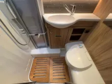Fahrzeugbild Hymer Exsis I 504/1.Hand/Festbett+Hubbett/FINANZIERUNG #15