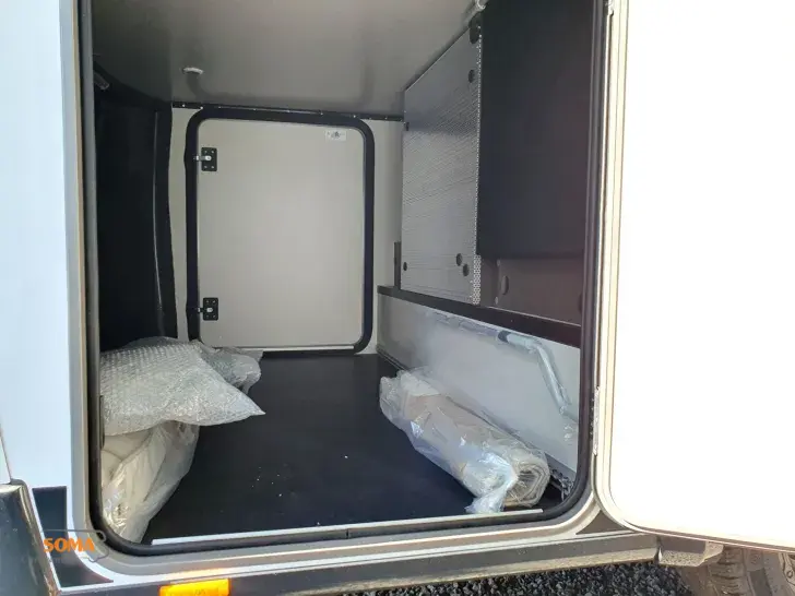 Fahrzeugbild Bürstner Signature SFT 7.1 EINZELBETTEN/HUBBETT/WINTERP. #6