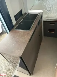 Fahrzeugbild Bürstner B66 600 C #10
