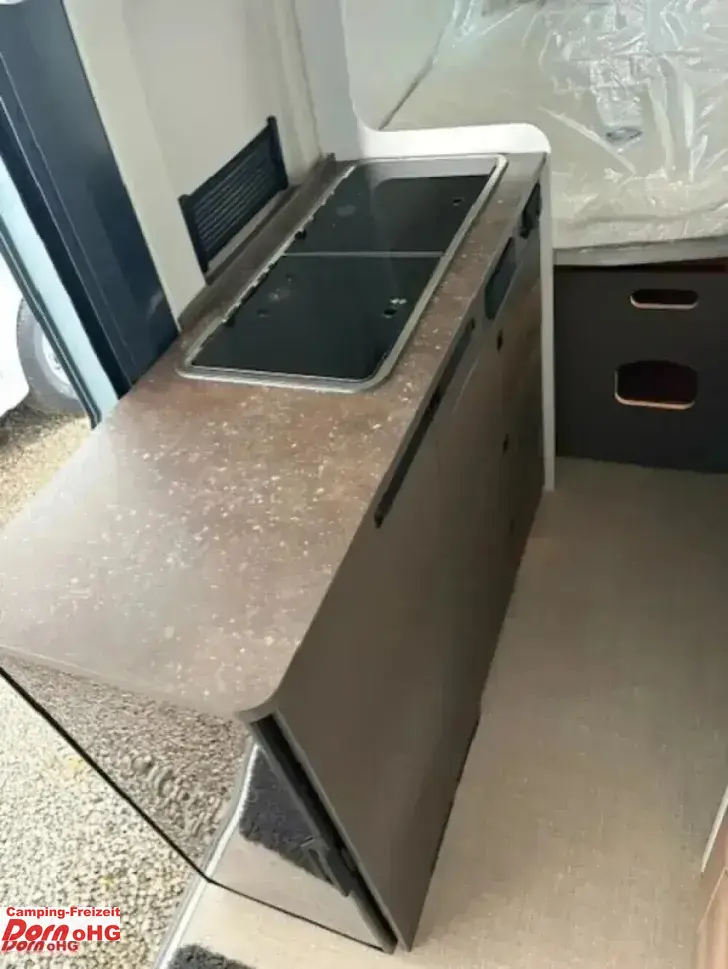Fahrzeugbild Bürstner B66 600 C #10
