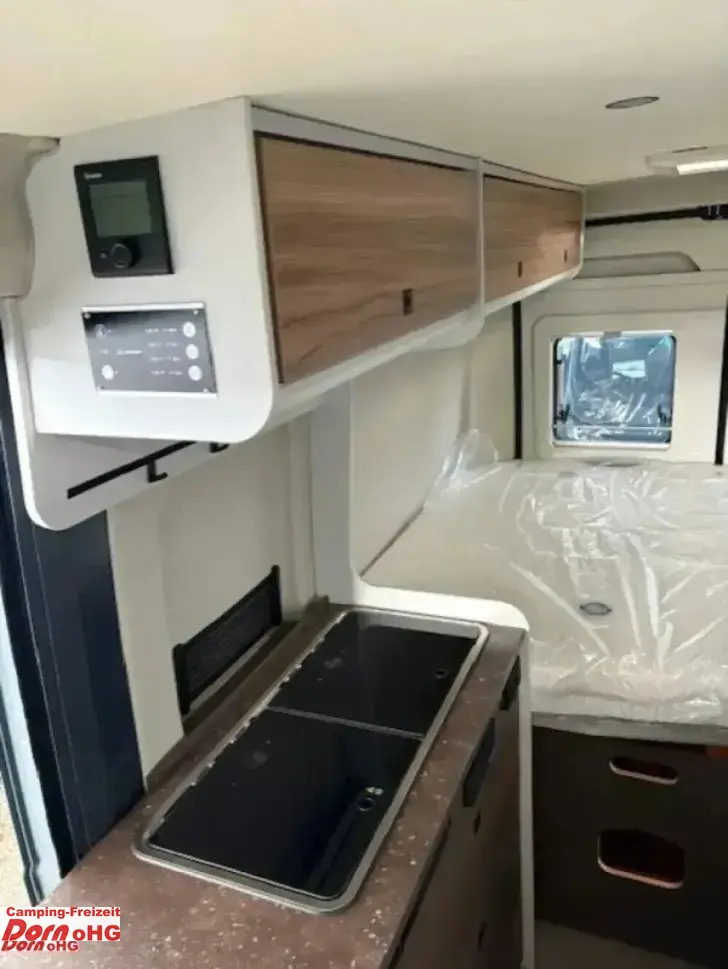 Fahrzeugbild Bürstner B66 600 C #11