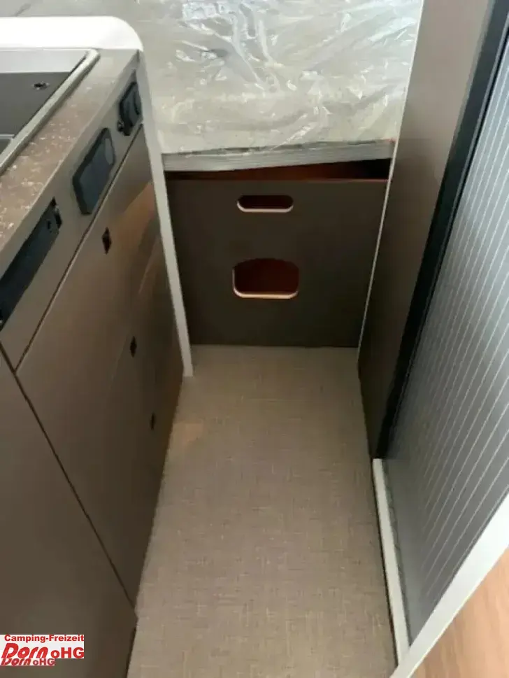 Fahrzeugbild Bürstner B66 600 C #13