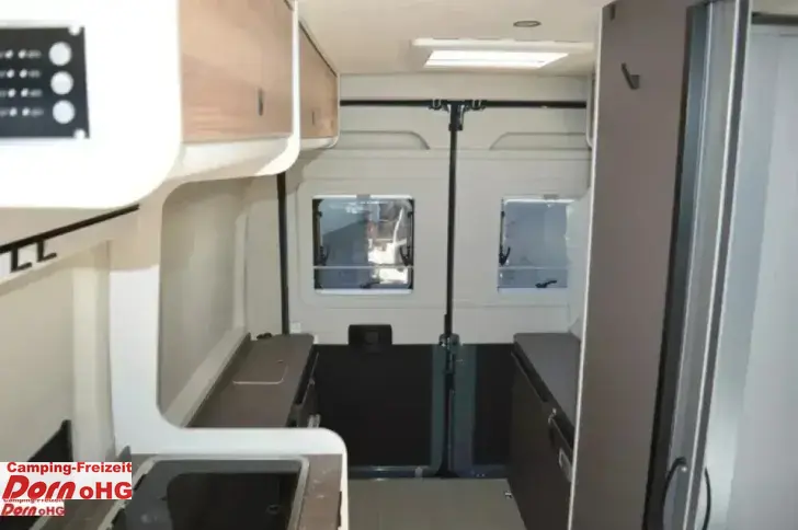 Fahrzeugbild Bürstner B66 600 C #17