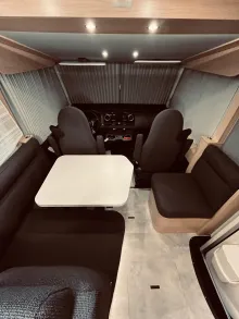 Fahrzeugbild Hymer B-Klasse MC I BlackLine 600 YOUNG CAMPER #21