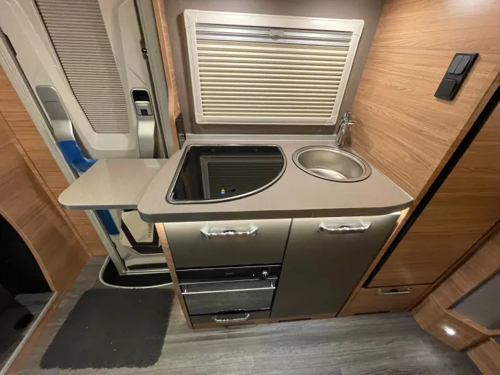 Fahrzeugbild Weinsberg CaraCompact MB 640 MEG ED. [PEPPER] MJ2026 #15