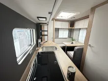Fahrzeugbild Knaus Sport 420 QD Duschausbau #8