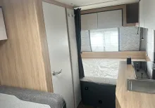 Fahrzeugbild Knaus Sport 420 QD Duschausbau #9