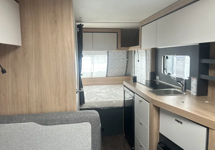 Fahrzeugbild Knaus Sport 420 QD Duschausbau #5