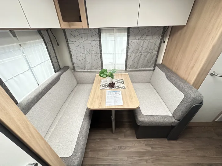 Fahrzeugbild Knaus Sport 420 QD Duschausbau #10