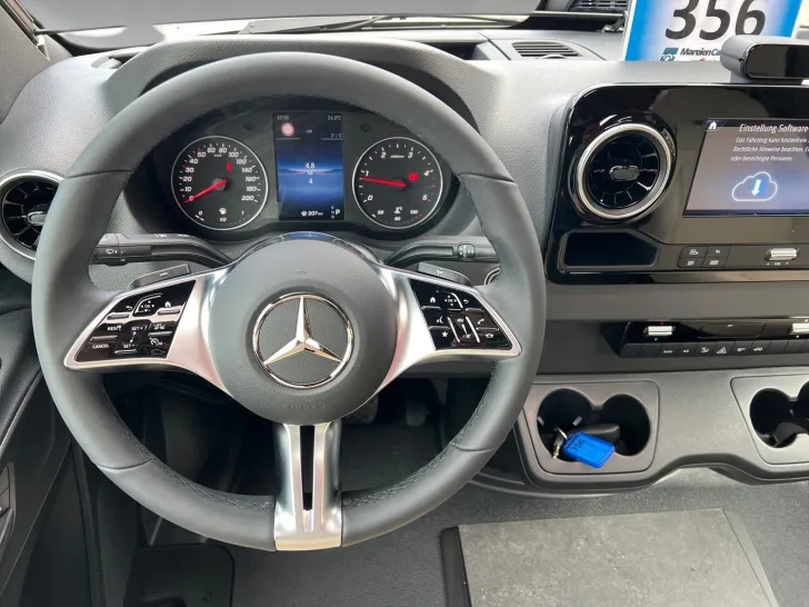 Fahrzeugbild Carthago chic c-line T 4.9 LE Mercedes (356) #11