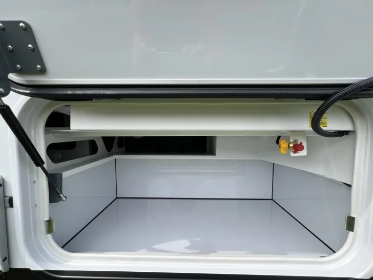 Fahrzeugbild Carthago chic c-line T 4.9 LE Mercedes (356) #42