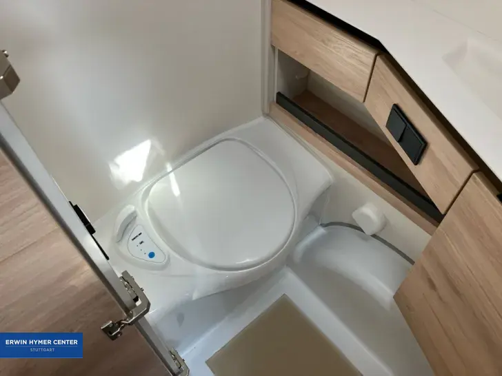 Fahrzeugbild Dethleffs Camper 460 EL #13